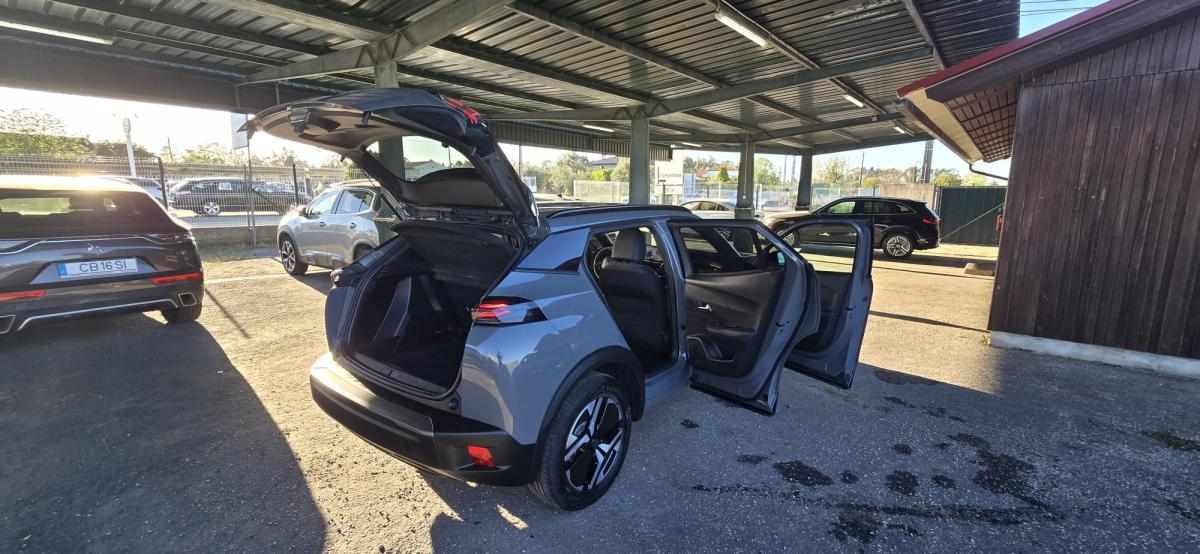 peugeot-e-2008-156-2025-eletrico