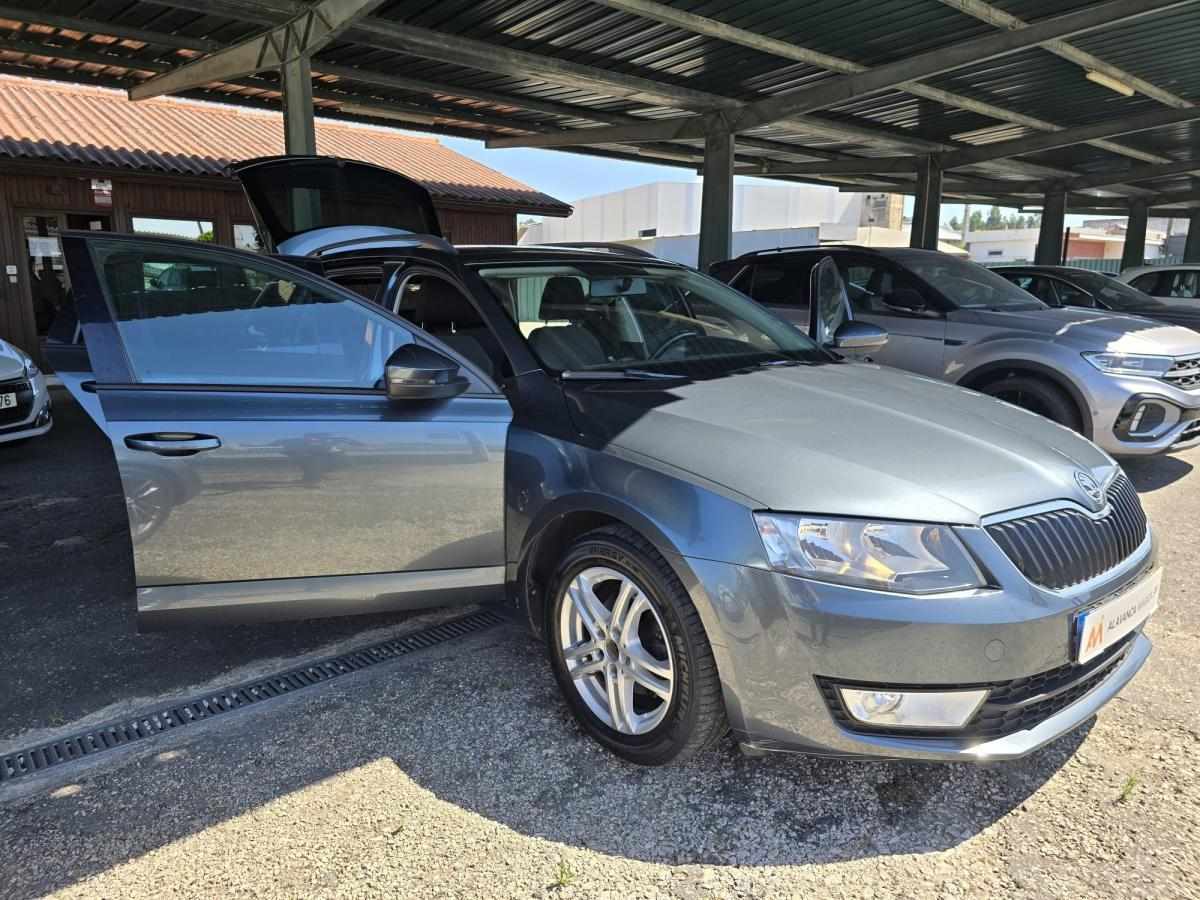 skoda-octavia-1-6-tdi-2016-diesel-1598cc