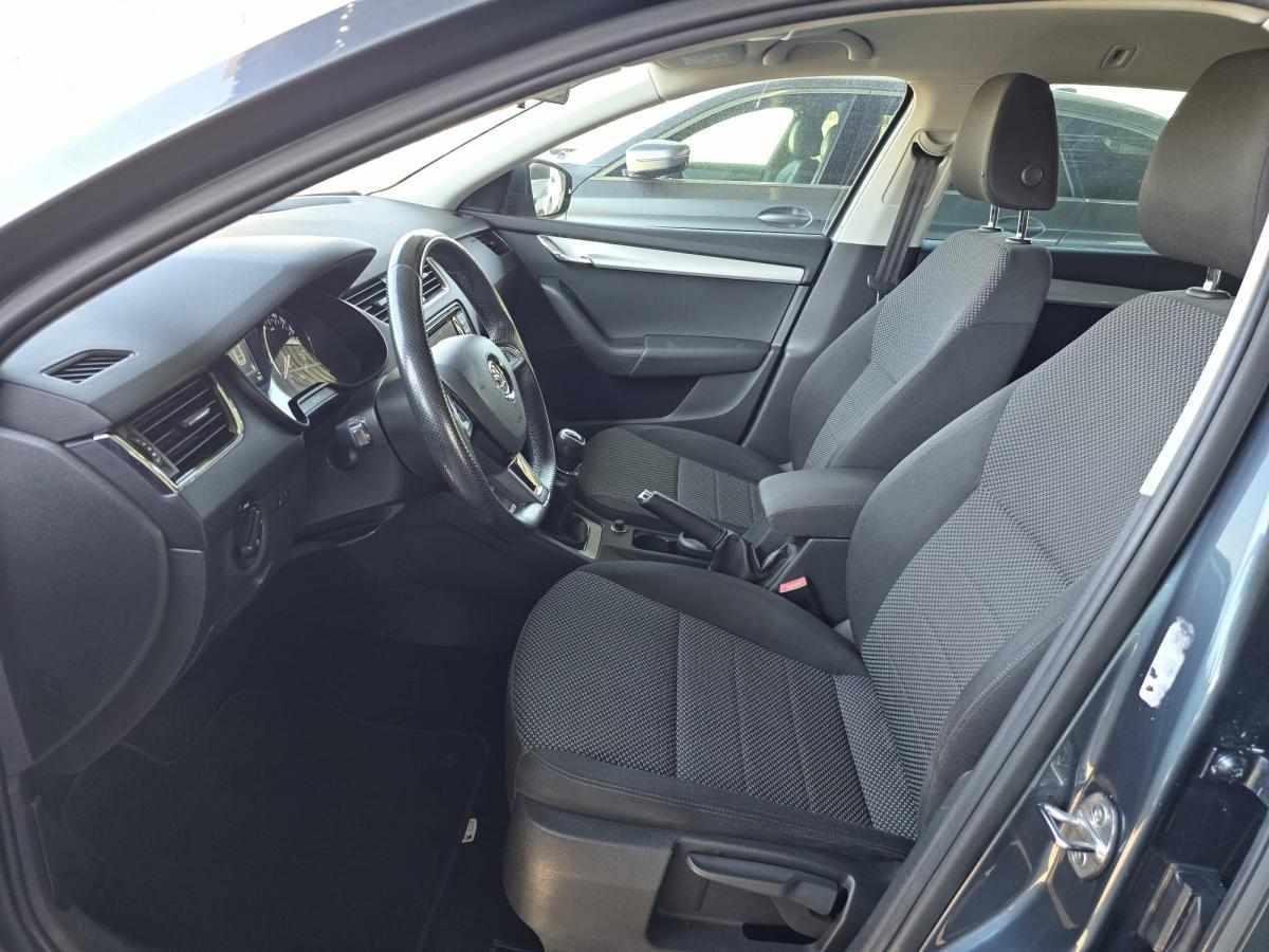 skoda-octavia-1-6-tdi-2016-diesel-1598cc