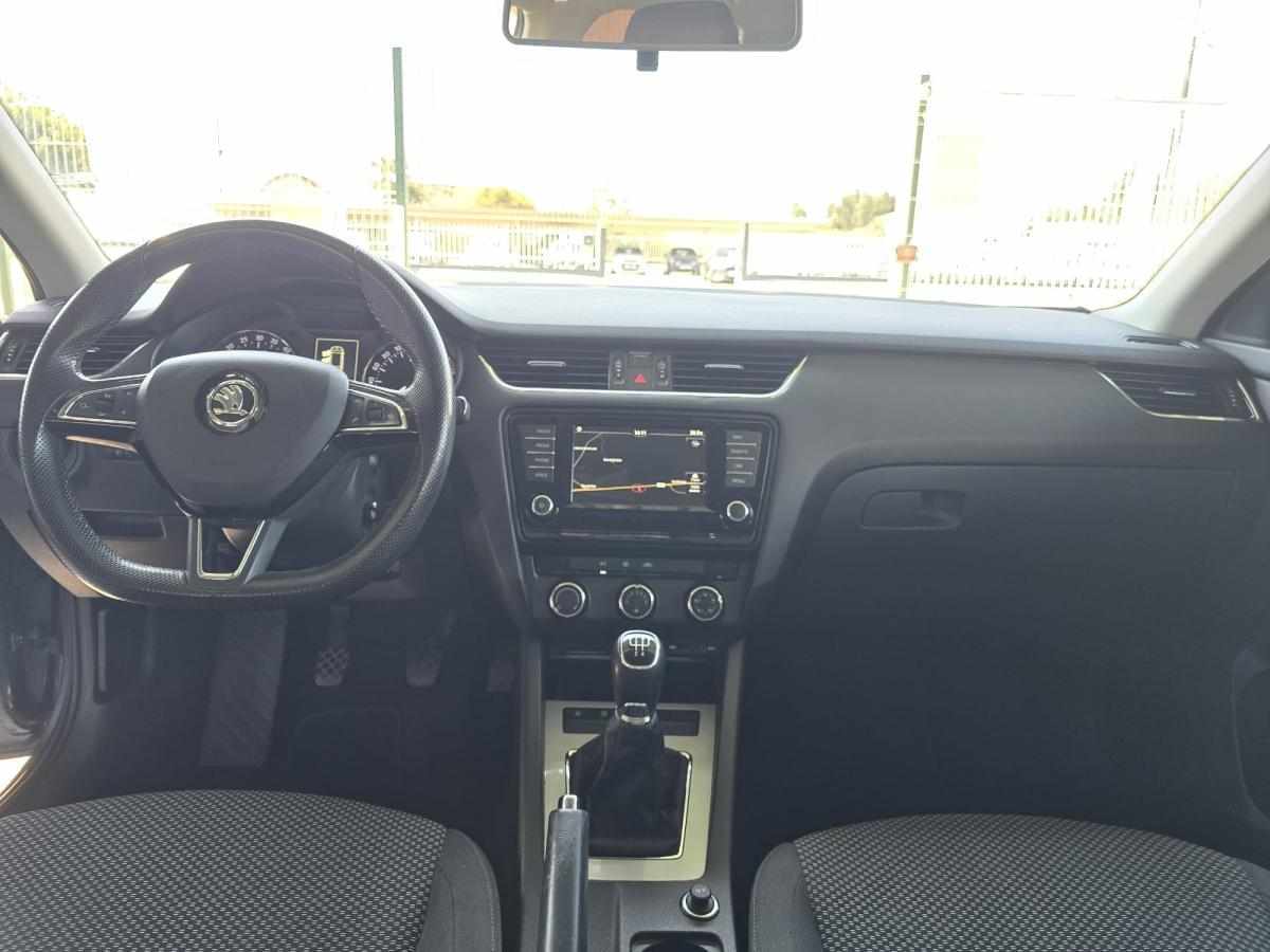 skoda-octavia-1-6-tdi-2016-diesel-1598cc