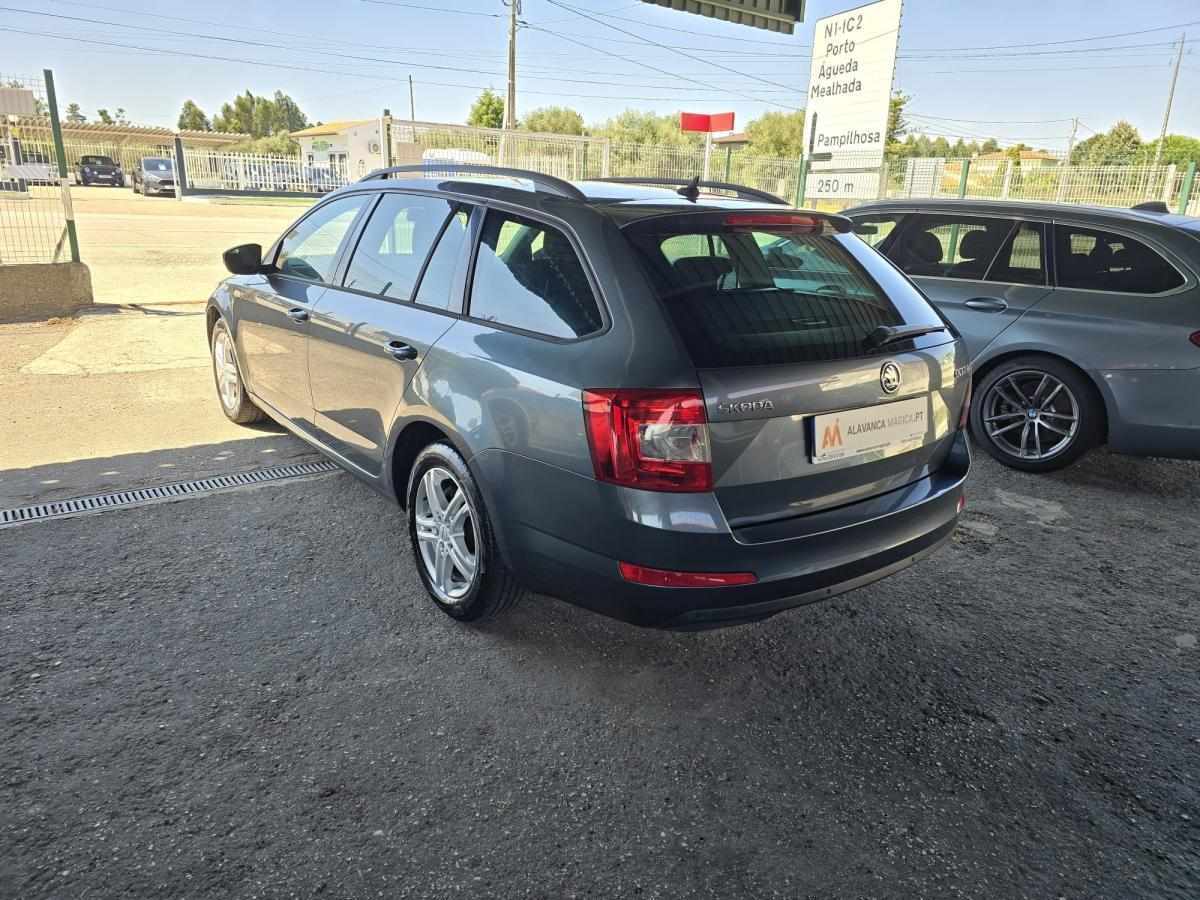 skoda-octavia-1-6-tdi-2016-diesel-1598cc