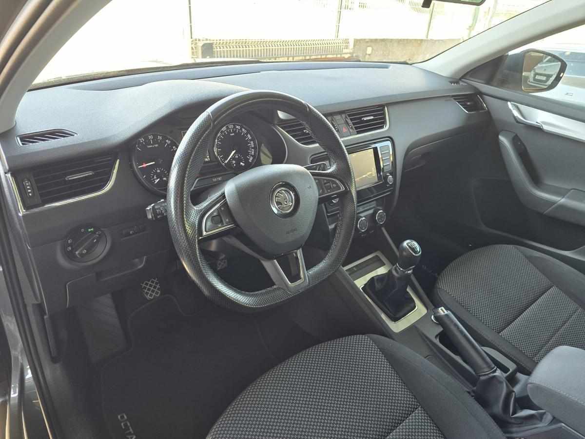 skoda-octavia-1-6-tdi-2016-diesel-1598cc