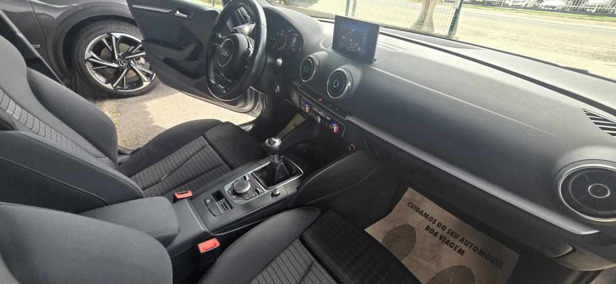 audi-a3-sportback-1-6tdi-gps-2015-diesel-1560cc