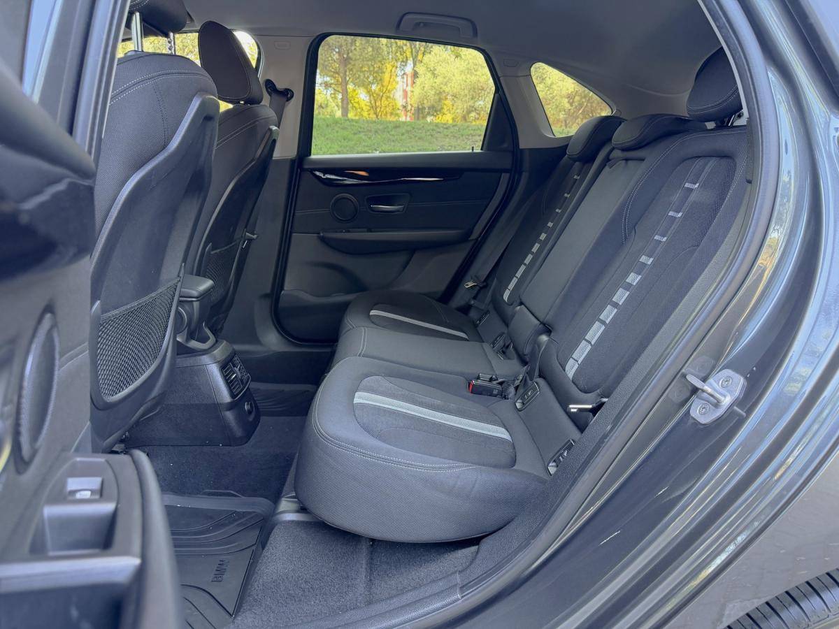 bmw-serie-2-2018-diesel-1496cc