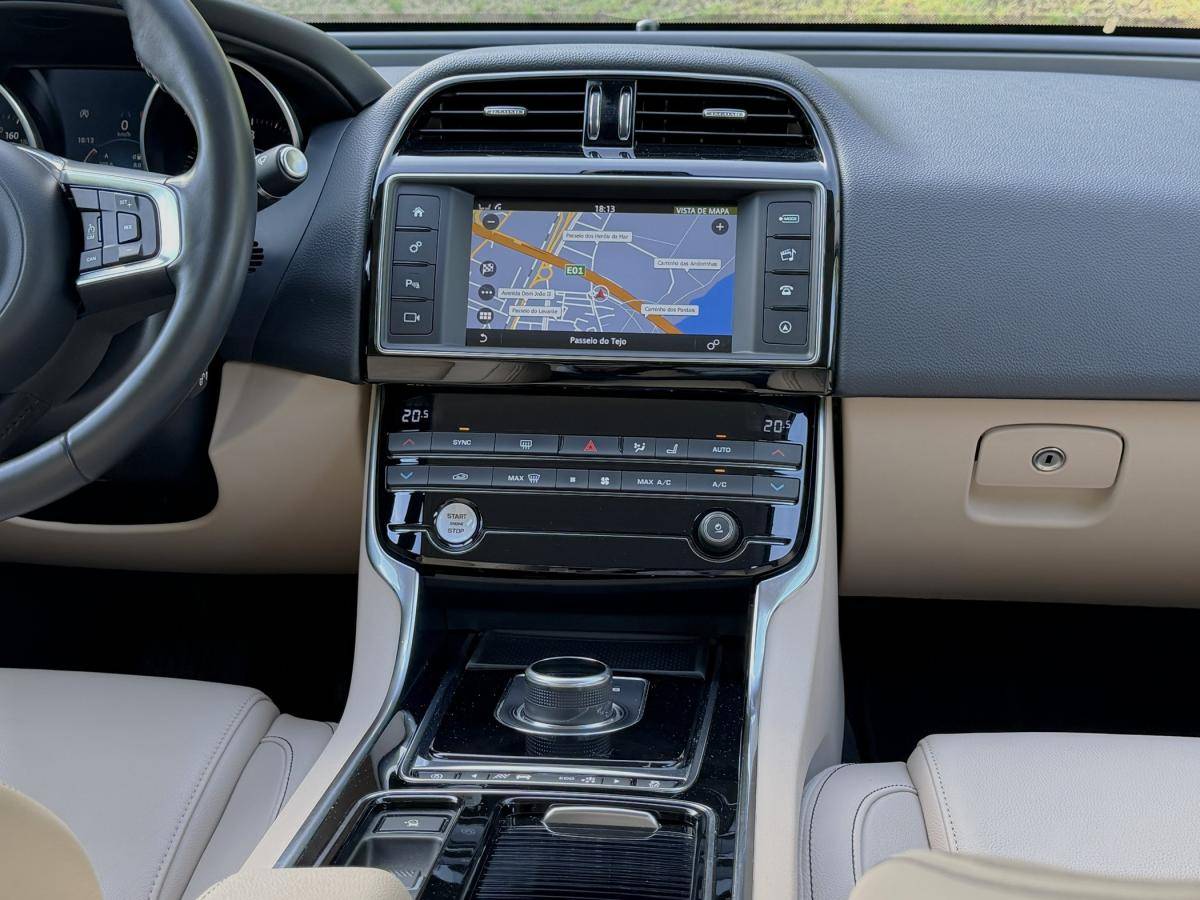 jaguar-xe-2018-diesel-1999cc