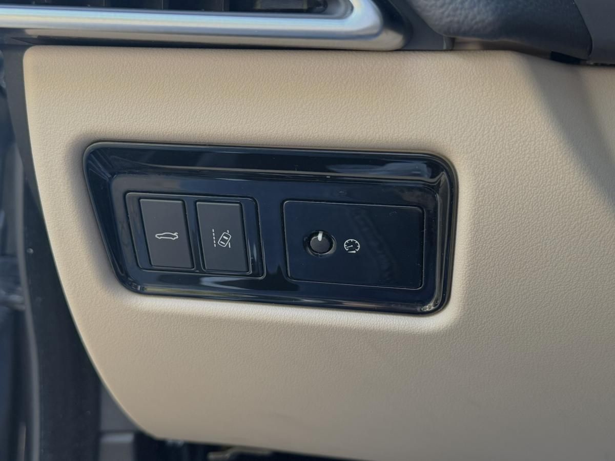 jaguar-xe-2018-diesel-1999cc