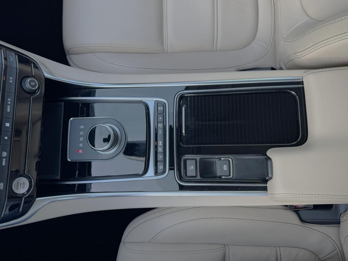 jaguar-xe-2018-diesel-1999cc