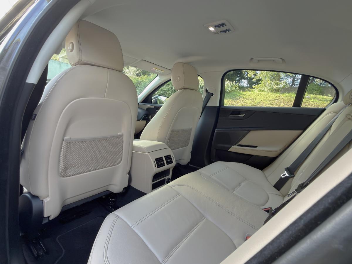 jaguar-xe-2018-diesel-1999cc