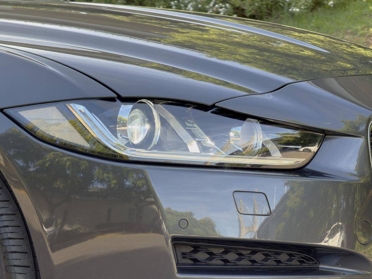 jaguar-xe-2018-diesel-1999cc