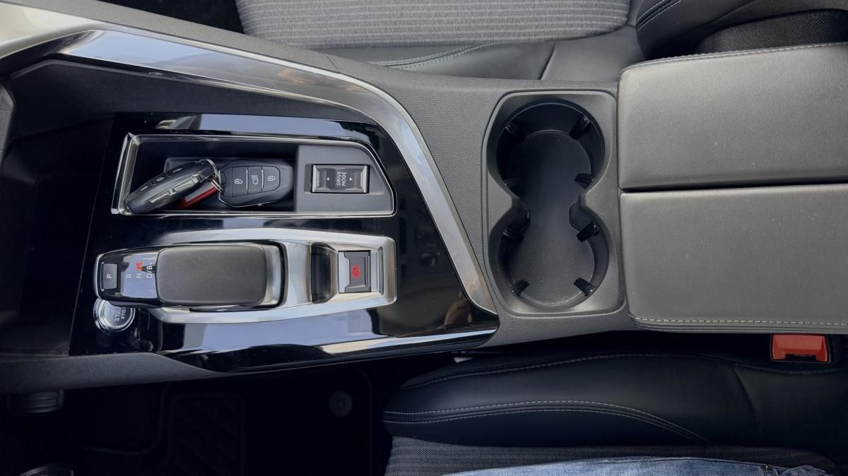 peugeot-3008-2021-hibrido-a-gasolina-1598cc