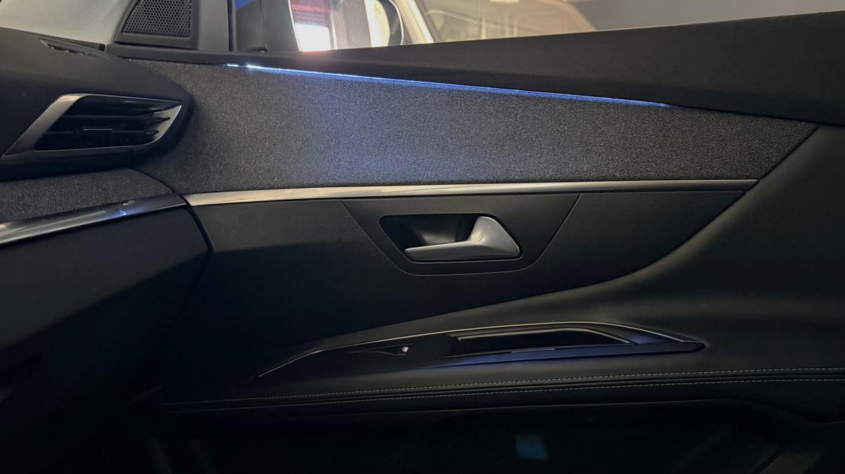 peugeot-3008-2021-hibrido-a-gasolina-1598cc