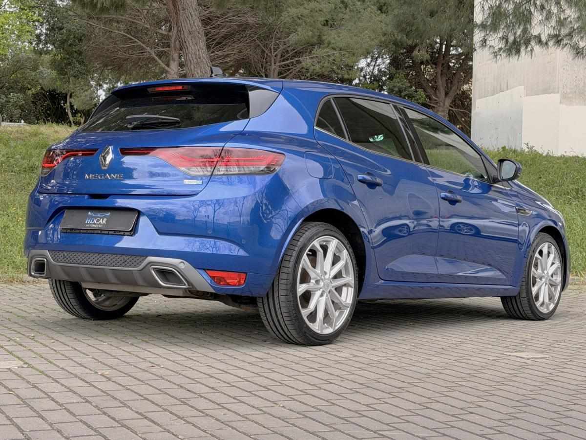 renault-megane-2021-hibrido-a-gasolina-1598cc