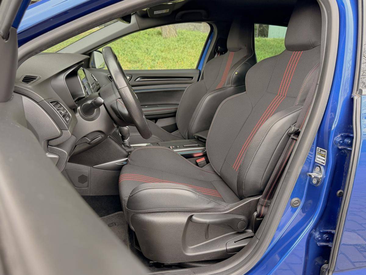 renault-megane-2021-hibrido-a-gasolina-1598cc