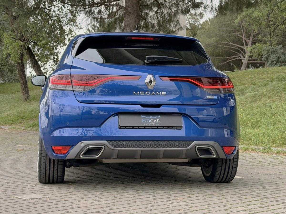 renault-megane-2021-hibrido-a-gasolina-1598cc