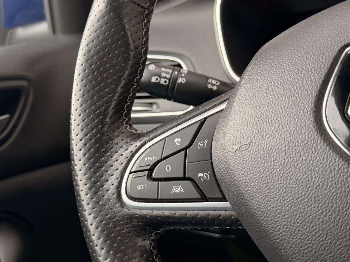 renault-megane-2021-hibrido-a-gasolina-1598cc