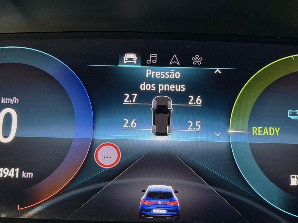 renault-megane-2021-hibrido-a-gasolina-1598cc