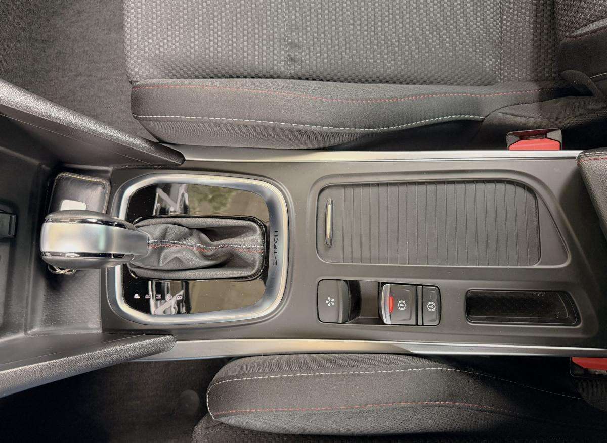 renault-megane-2021-hibrido-a-gasolina-1598cc