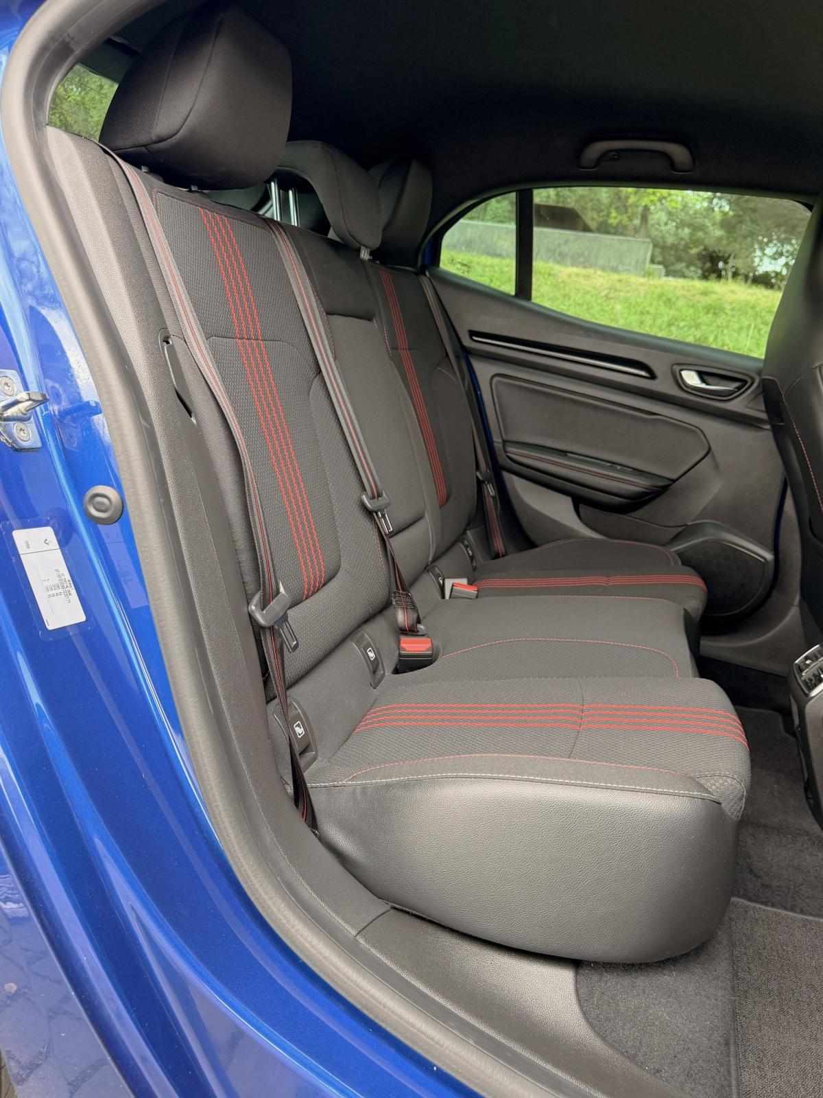 renault-megane-2021-hibrido-a-gasolina-1598cc