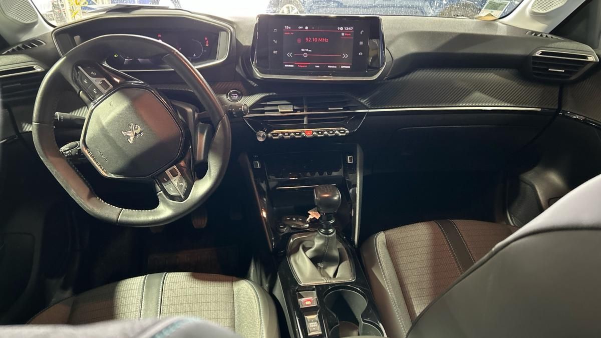 peugeot-208-2020-gasolina-1199cc