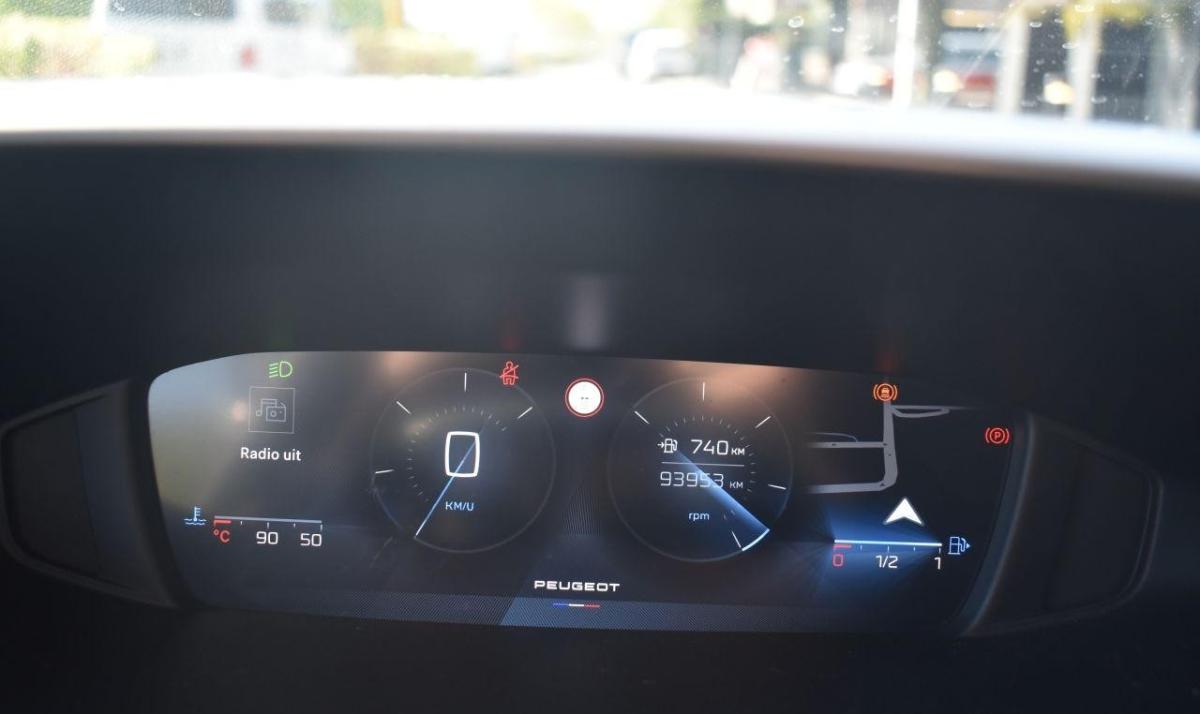 peugeot-308-sw-2022-gasolina-1199cc