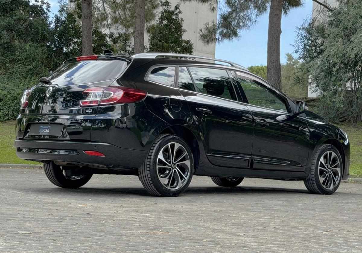 renault-megane-sport-tourer-2014-diesel-1598cc