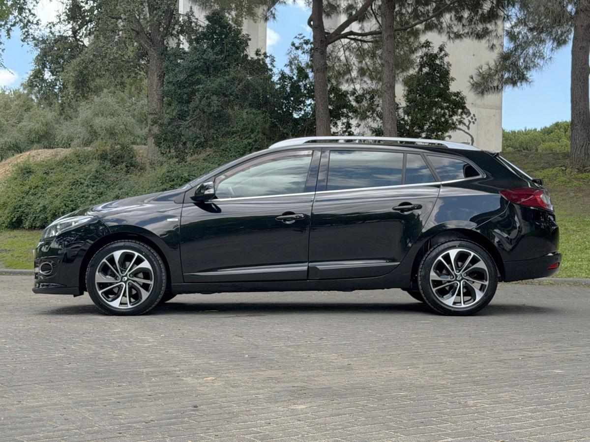renault-megane-sport-tourer-2014-diesel-1598cc