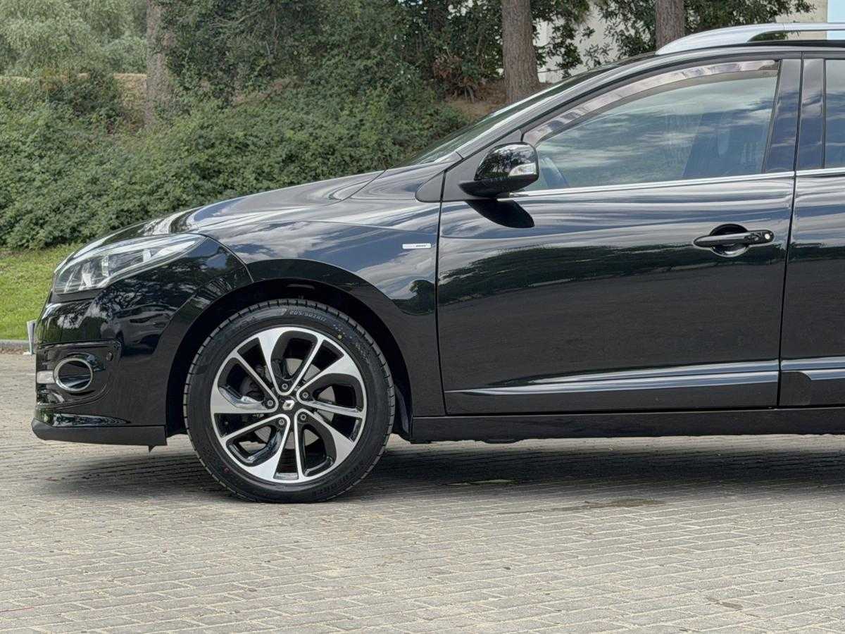 renault-megane-sport-tourer-2014-diesel-1598cc