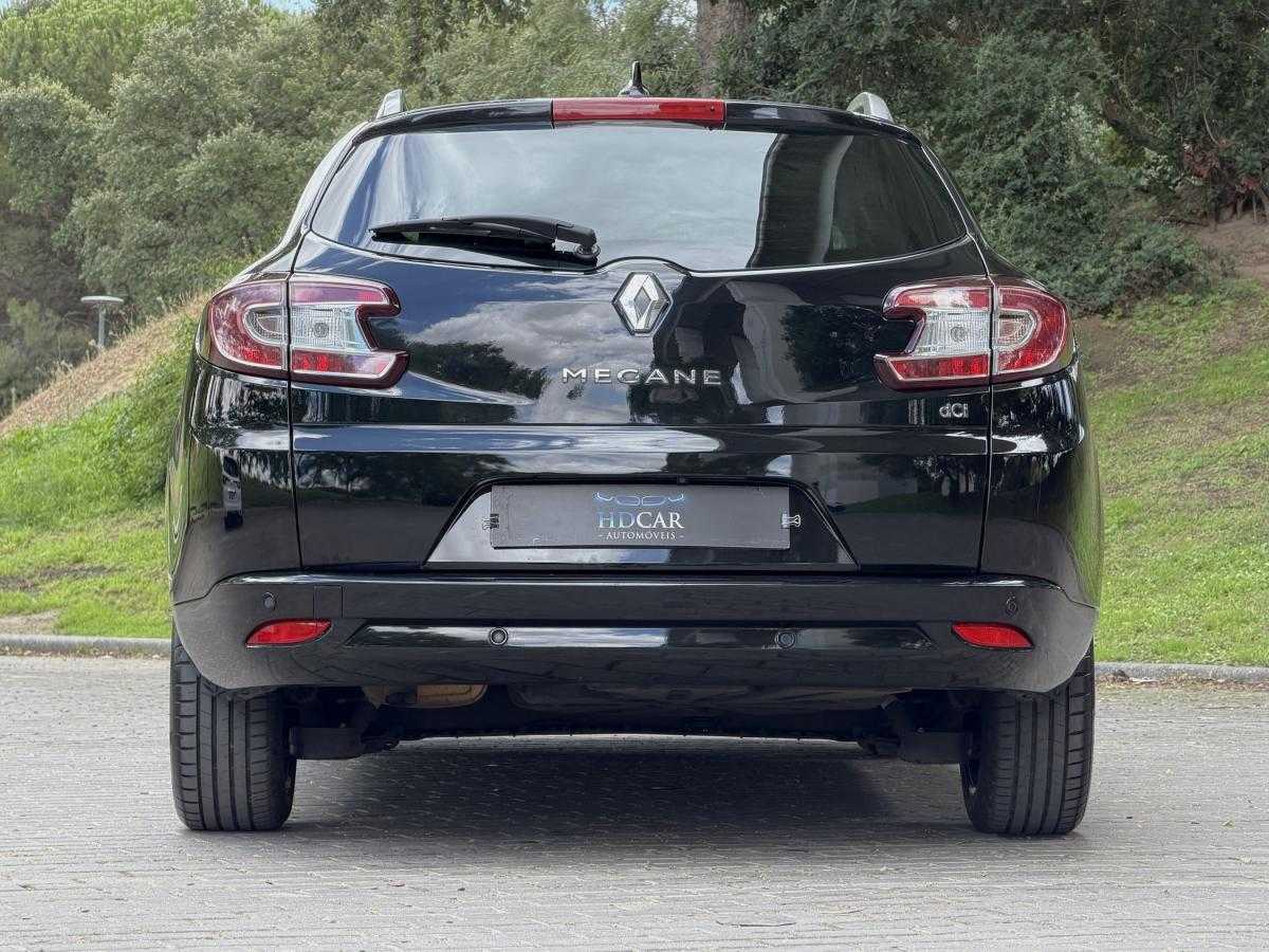 renault-megane-sport-tourer-2014-diesel-1598cc