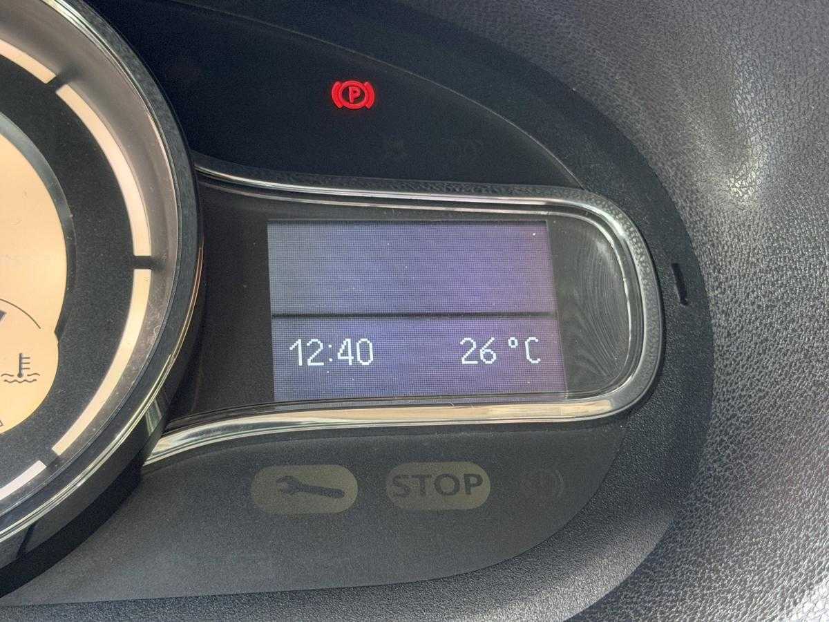renault-megane-sport-tourer-2014-diesel-1598cc
