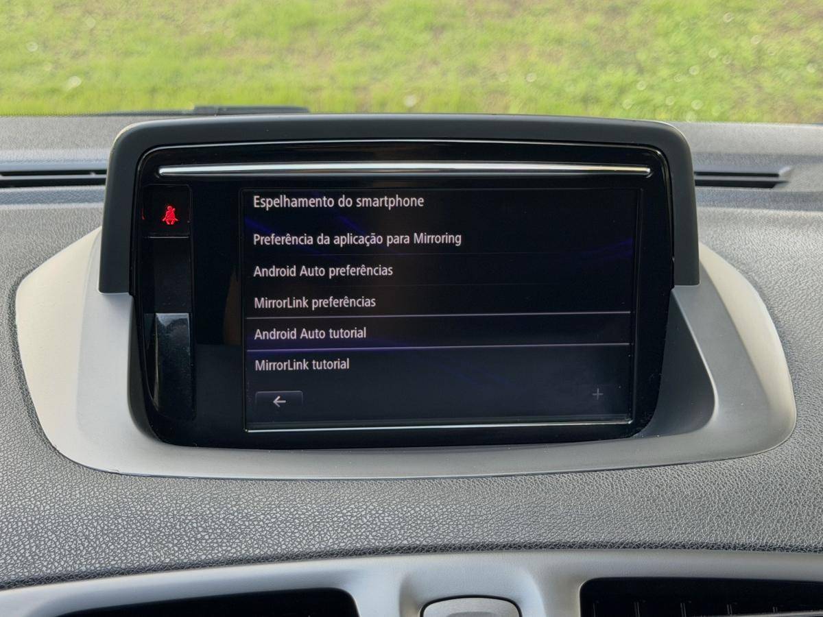 renault-megane-sport-tourer-2014-diesel-1598cc