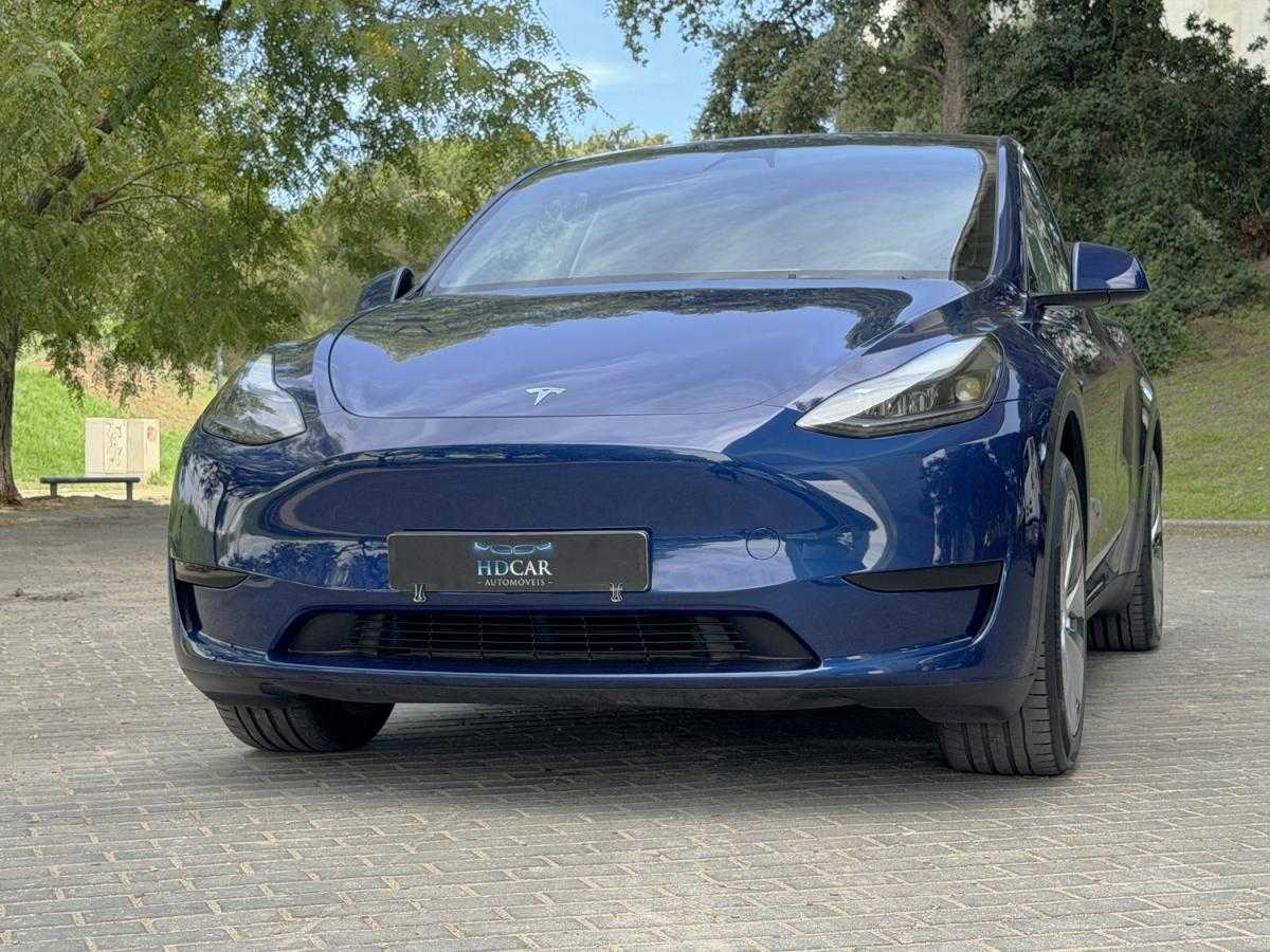 tesla-model-y-2023-eletrico-500cc