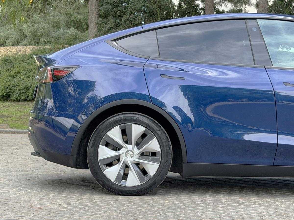 tesla-model-y-2023-eletrico-500cc