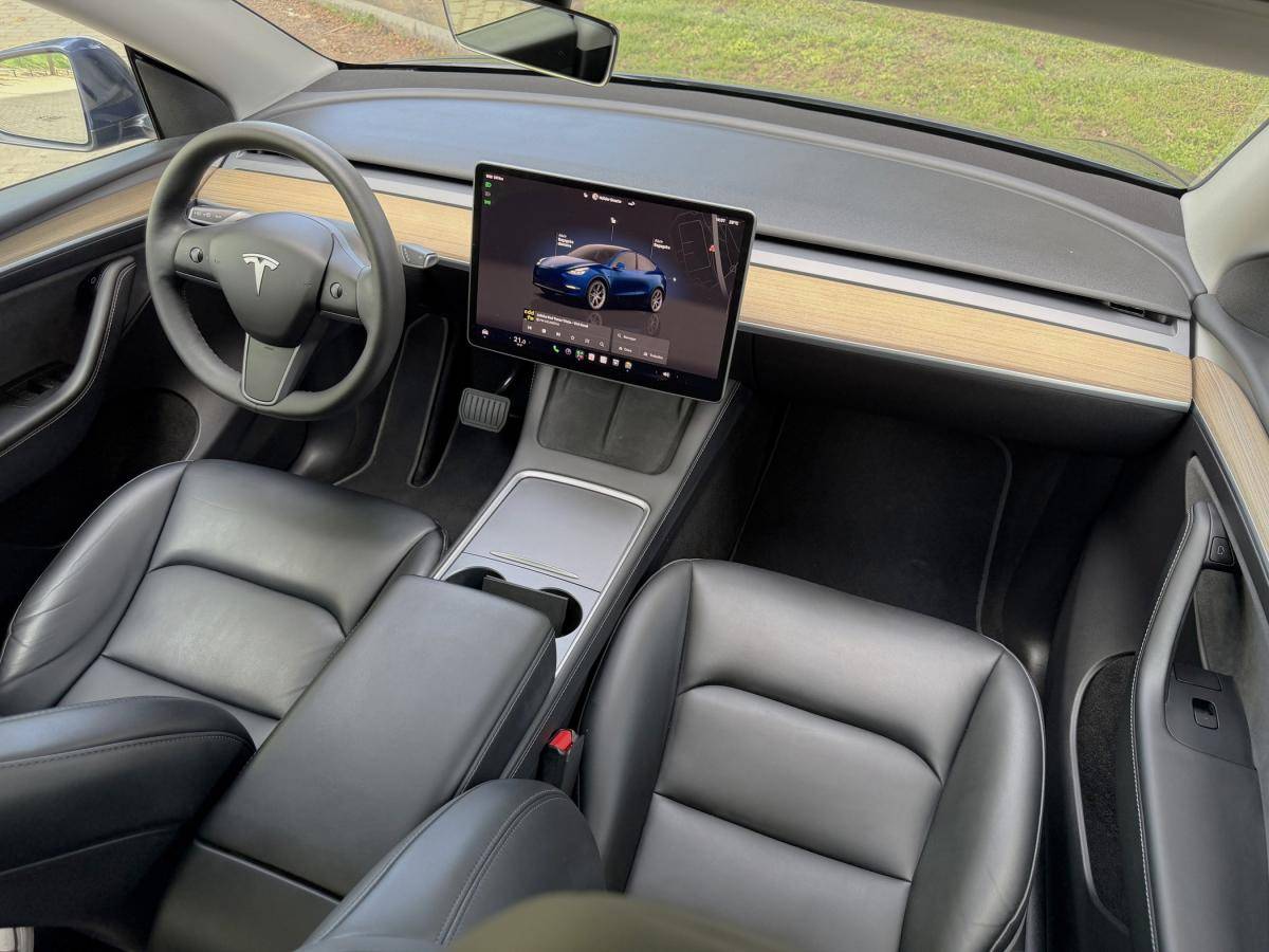 tesla-model-y-2023-eletrico-500cc