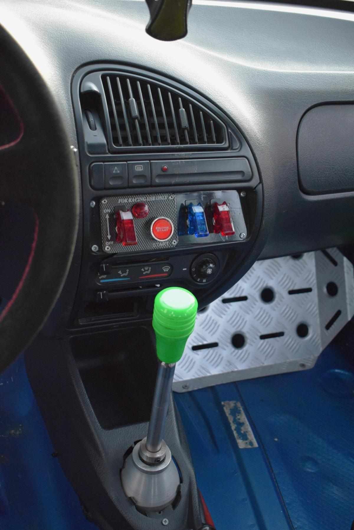 citroen-saxo-1999-gasolina-1587cc