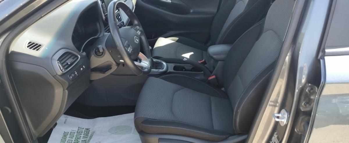 hyundai-i30-sw-1-6-crdi-2018-diesel-1600cc