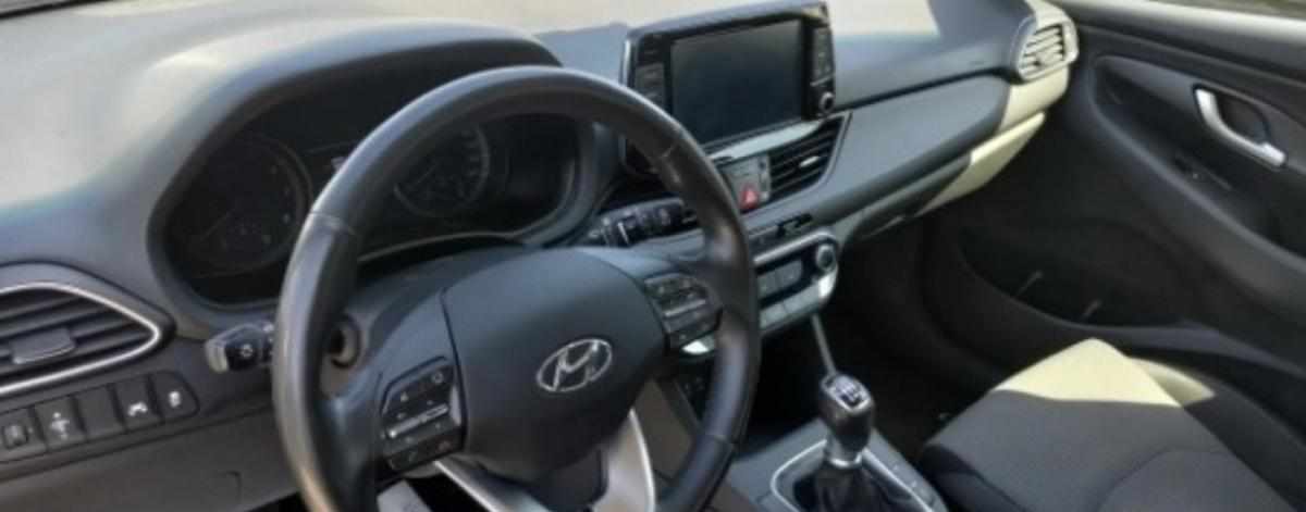 hyundai-i30-sw-1-6-crdi-2018-diesel-1600cc