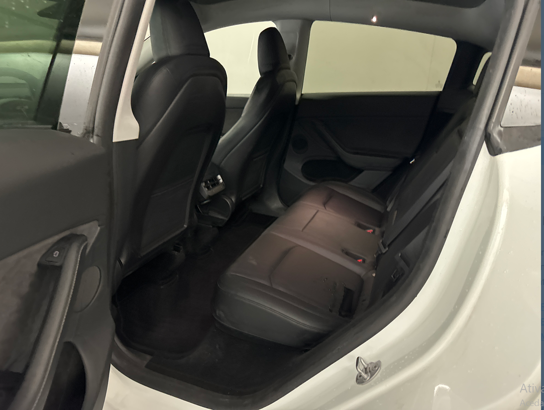 tesla-model-y-performance-2023-eletrico