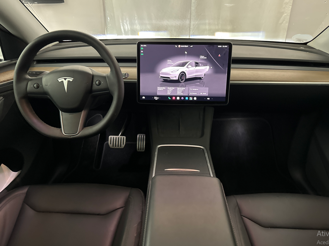 tesla-model-y-performance-2024-eletrico