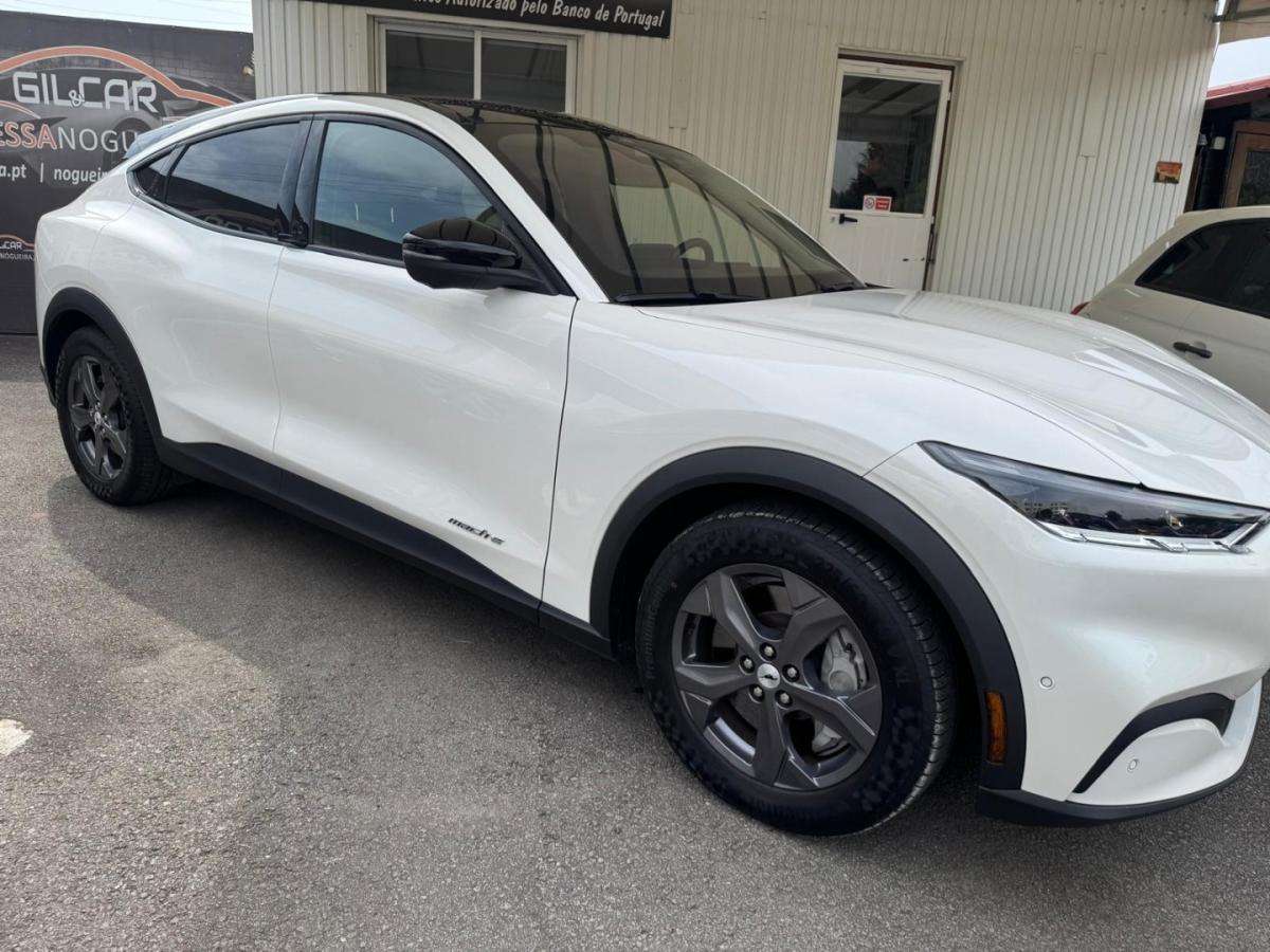 ford-mustang-mach-e-2023-eletrico-0cc