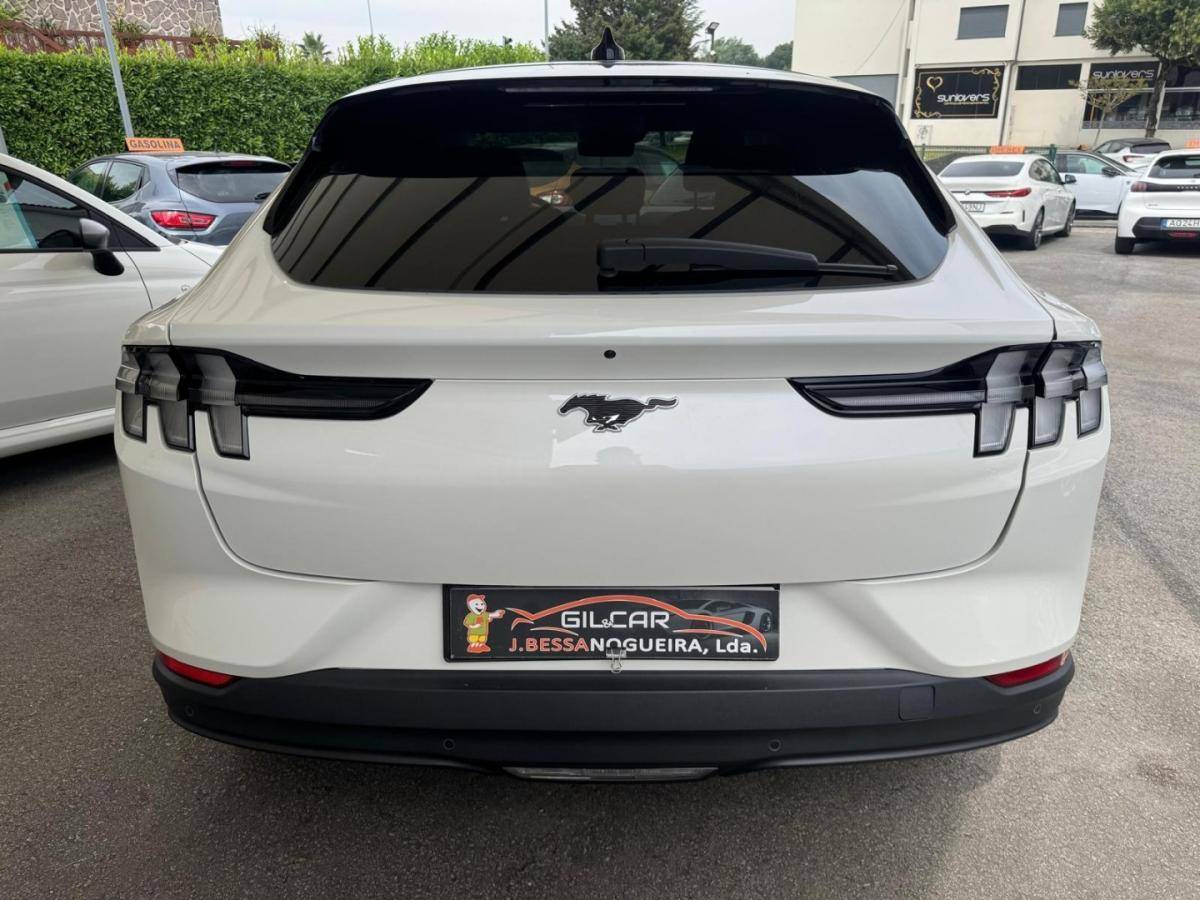 ford-mustang-mach-e-2023-eletrico-0cc