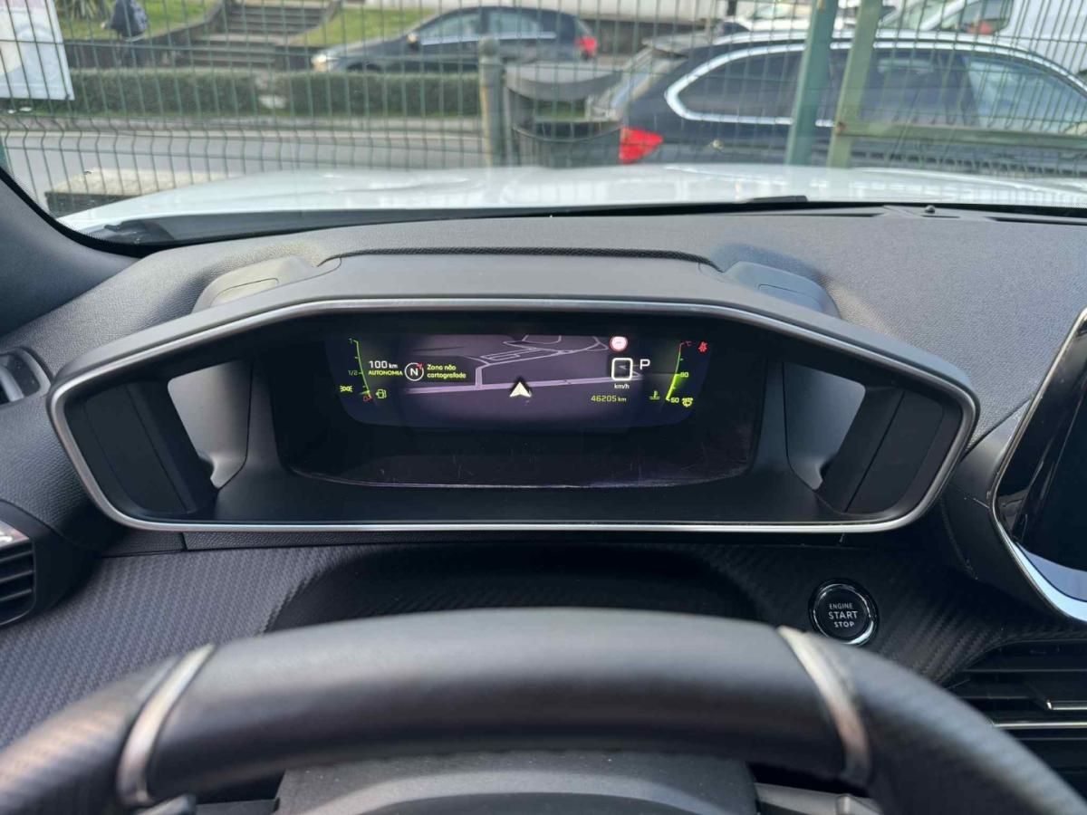 peugeot-2008-2023-gasolina-1199cc