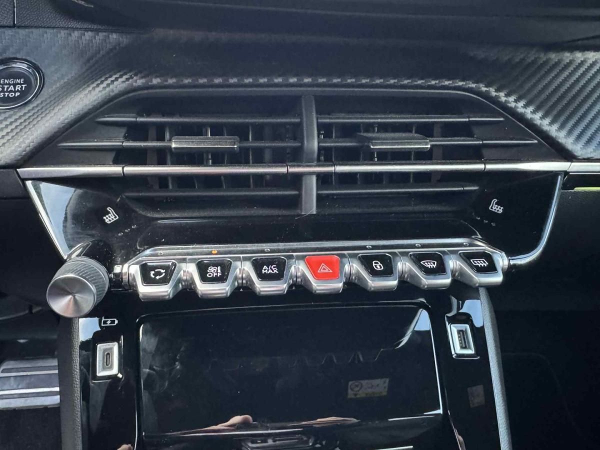peugeot-2008-2023-gasolina-1199cc