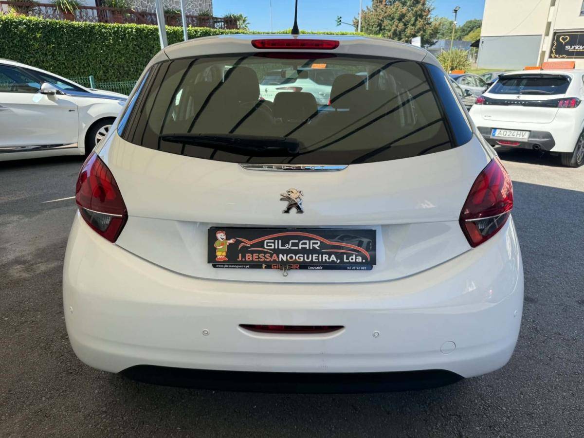 peugeot-208-2019-gasolina-1199cc