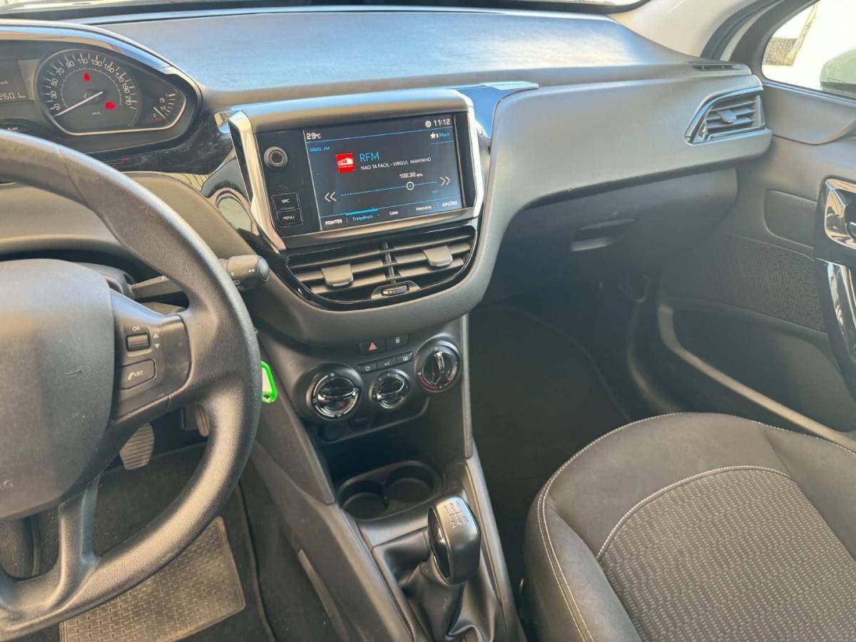 peugeot-208-2019-gasolina-1199cc