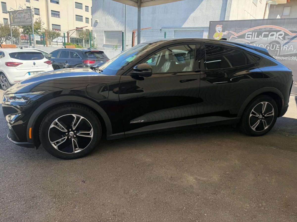 ford-mustang-mach-e-2024-eletrico-0cc