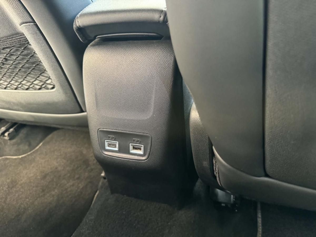 peugeot-2008-2024-gasolina-1199cc