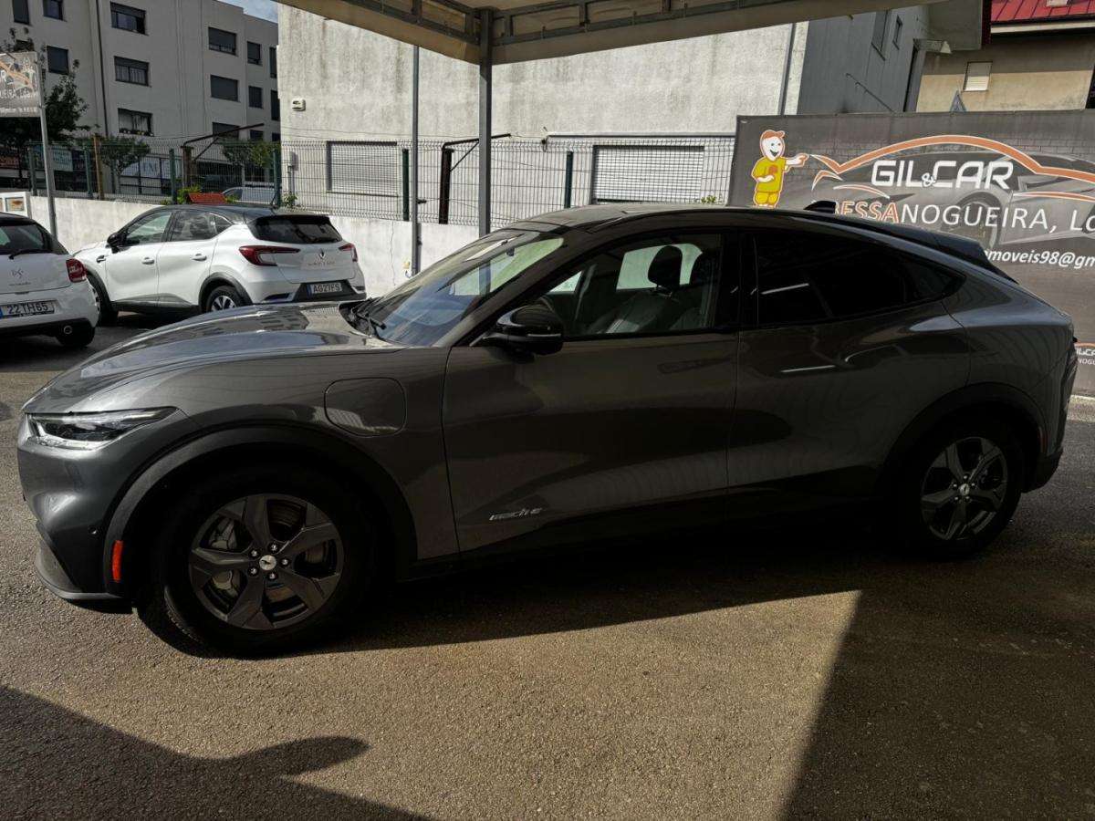 ford-mustang-mach-e-2023-eletrico-0cc