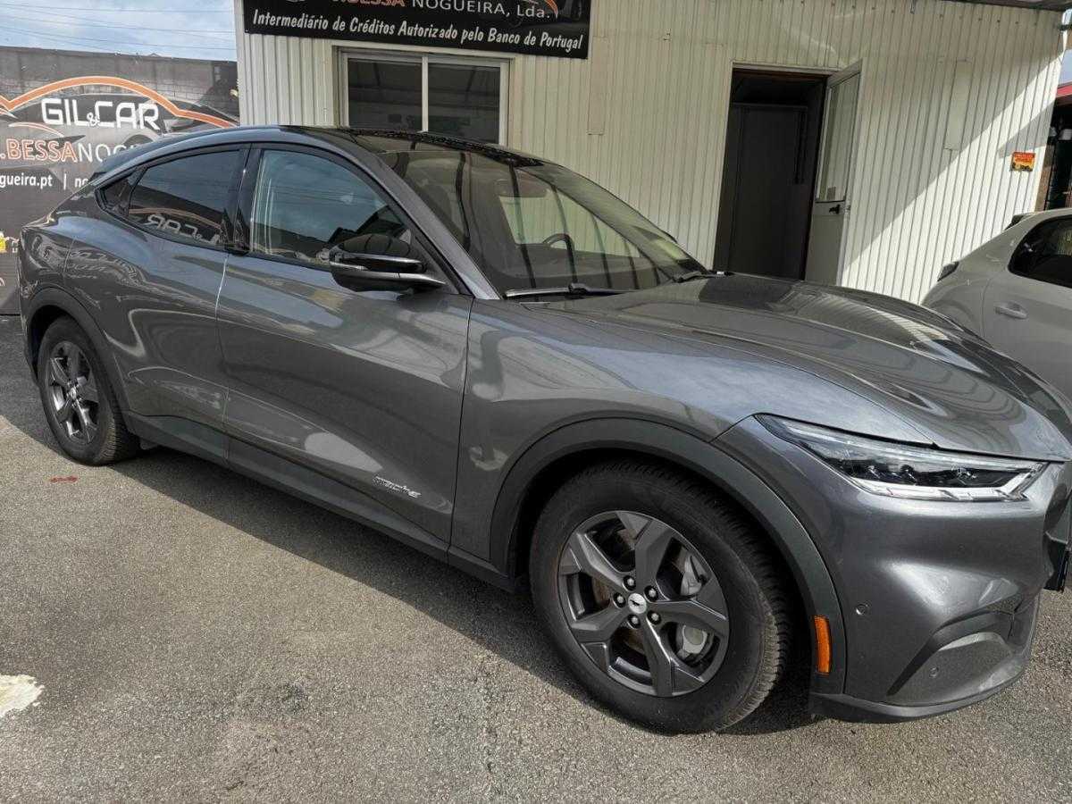ford-mustang-mach-e-2023-eletrico-0cc