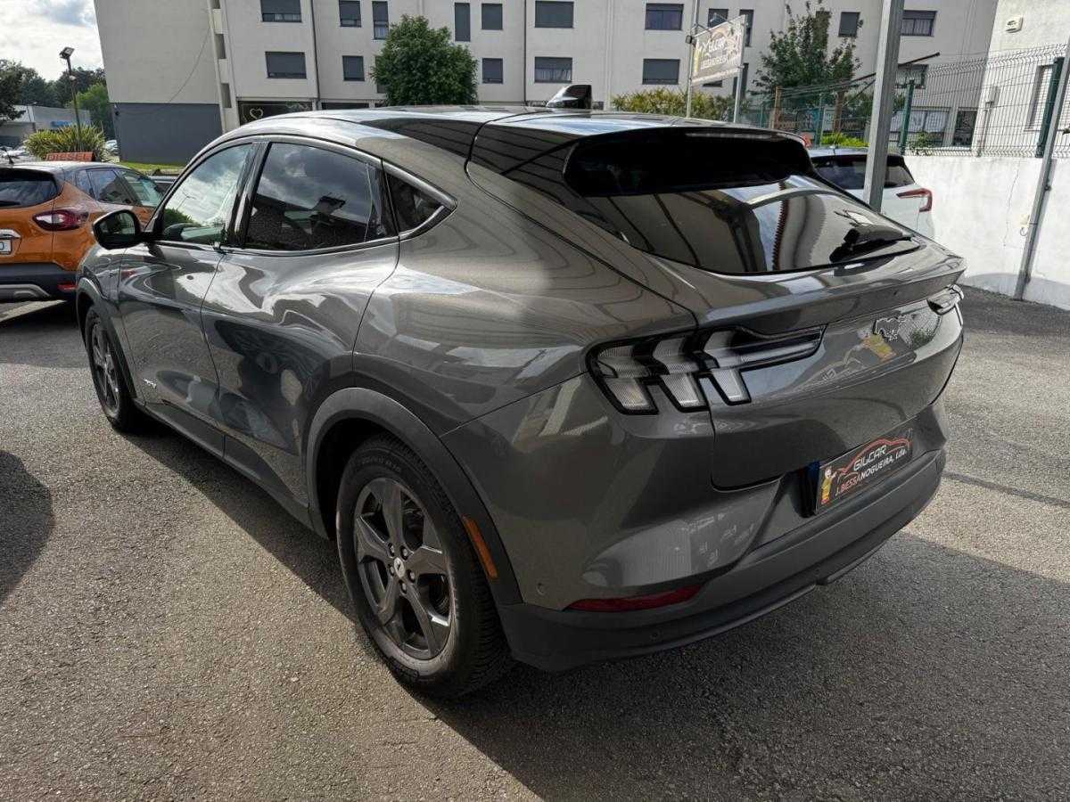 ford-mustang-mach-e-2023-eletrico-0cc