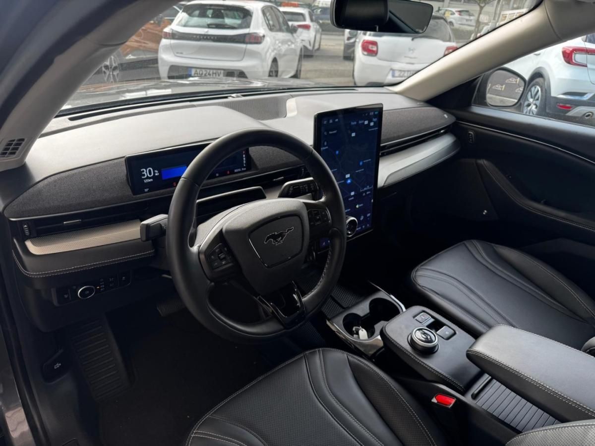 ford-mustang-mach-e-2023-eletrico-0cc